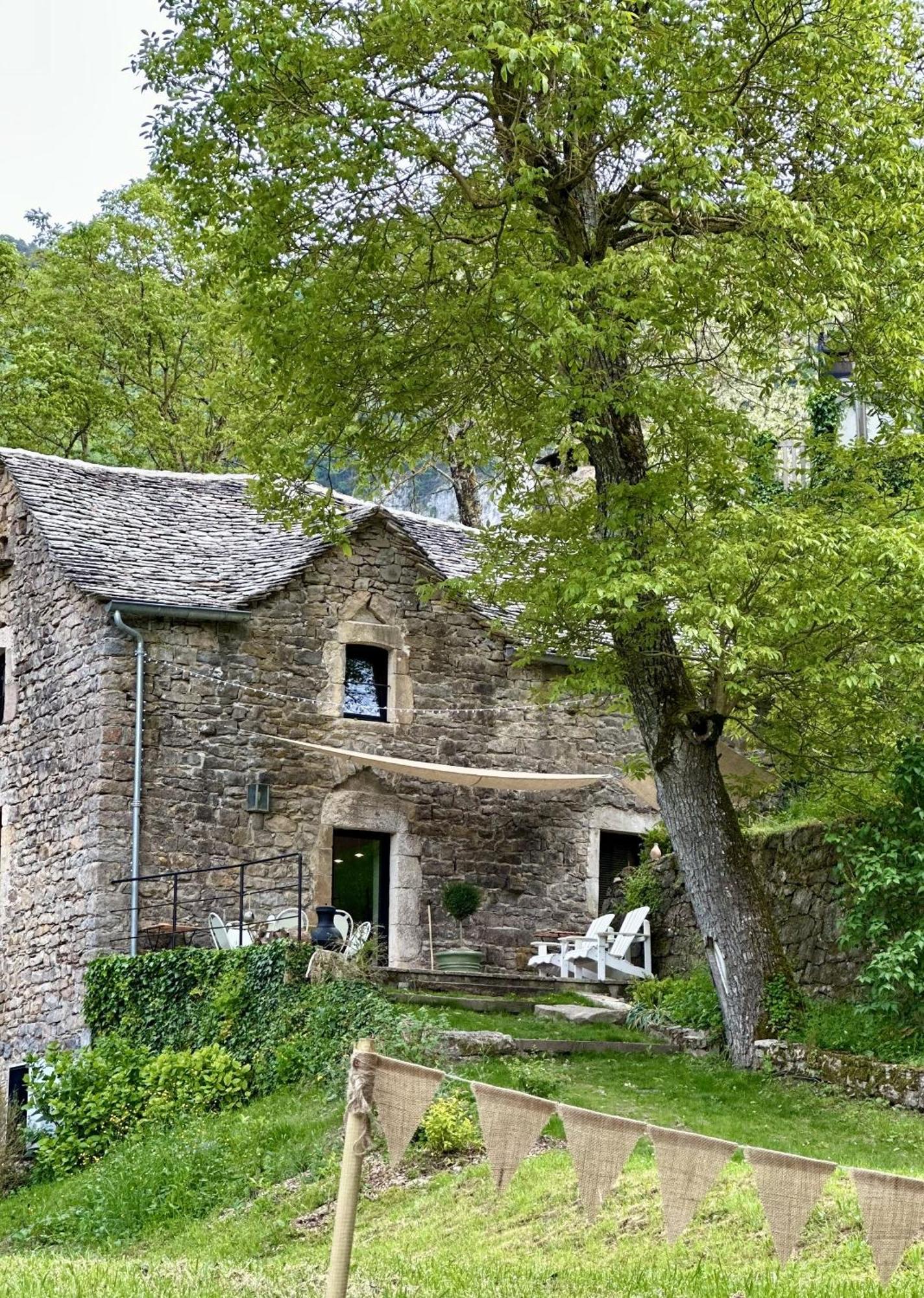 Le Sahuc Hotel Riviere-sur-Tarn Exterior photo